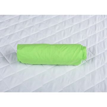 Cearceaf cu elastic pentru patut de 120x60 cm verde