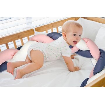 Protectie laterala bumper impletit BabyJem Pink Protectie laterala bumper impletit BabyJem Pink