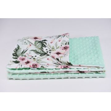 Paturica clasic model trandafiri si plus minky verde menta 75x100 cm