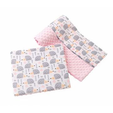 Set paturica 75x100 cm si perna 35x30 cm Minky Pink hedgehogs