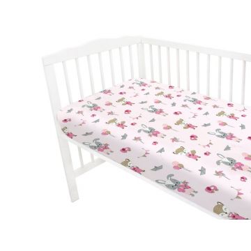 Cearceaf cu elastic pentru patut Qmini 120x60 cm din bumbac Fox and Rabbit Pink