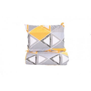 Confort family - Lenjerie patut 120x60 cm, 3 piese model Triunghiuri