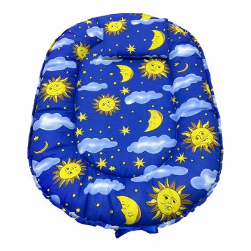 Cuib bebe si salteluta de joaca Croitoria Noastra cu perna slim Soarele si luna