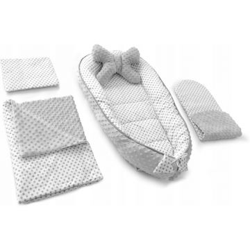 Tutumi - Set 5 in 1 Babynest Minky, 2 perne, 1 paturica si o saltea cu doua fete, Alb/Gri Buline