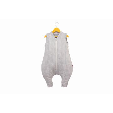 Sac de dormit Kidsdecor cu picioruse si maneci 2 tog Little Geometry 70 cm