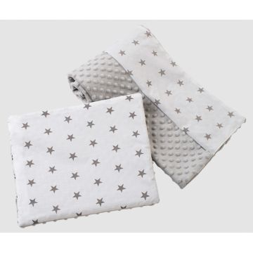 Set paturica 75x100 cm si perna 35x30 cm Nichiduta Minky Stars Grey