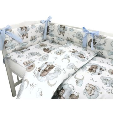 Lenjerie patut 3 piese Qmini cu protectie laterala din bumbac 140x70 cm Teddy Bear and Friends Blue