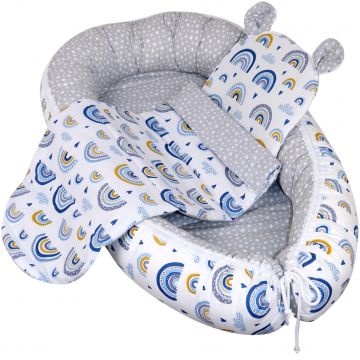 Set 3 piese Baby Nest cu Pernita si Salteluta, fata dubla Blue Rainbow Star - Multicolor