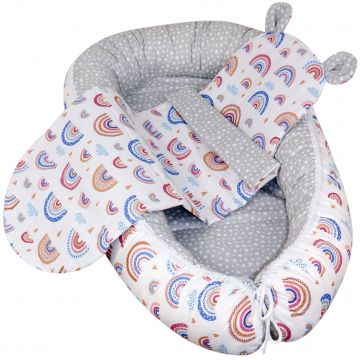 Set 3 piese Baby Nest cu Pernita si Salteluta, fata dubla Pink Rainbow Star - Gri /Curcubeu