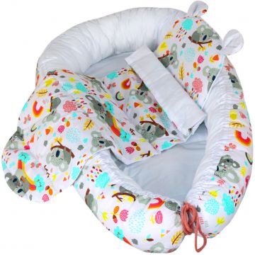 Set Baby Nest cu Pernita si Salteluta, fata dubla Panda - Alb/Multicolor