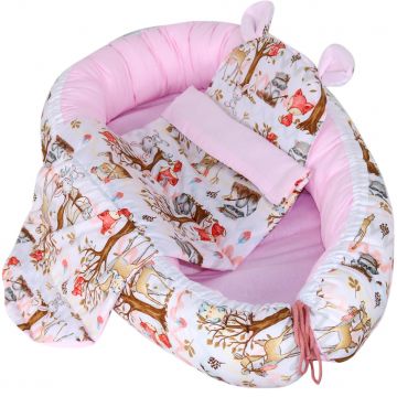 Set Baby Nest cu Pernita si Salteluta, fata dubla Wood - Roz/Multicolor