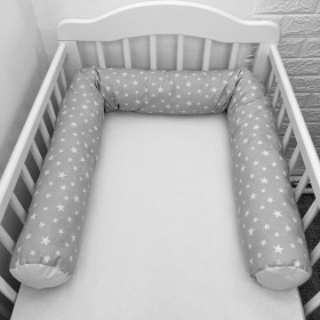 Perna bumper Deseda pentru pat bebe 180 cm stelute pe gri