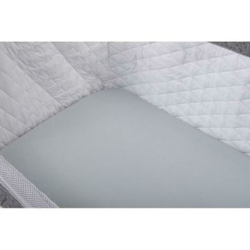 Set 2 cearceafuri cu elastic Bubaba pentru patut leagan sau co-sleeper 90x50 cm Alb si gri