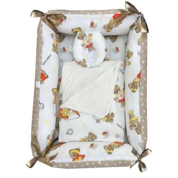 Deseda - Reductor Bebe Bed Nest cu paturica si pernuta antiplagiocefalie Ursuleti la ski pe crem