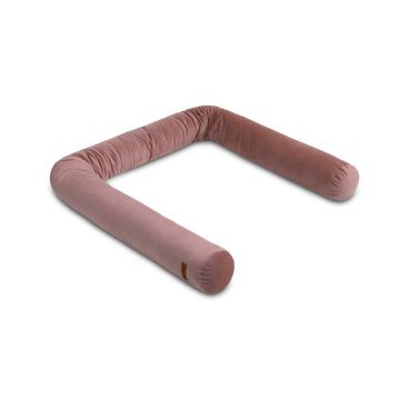 Protectie laterala pentru patut, Sensillo, Bumper, Din catifea, Lungime 200 cm, Inaltime 15 cm, Protejeaza impotriva curentilor de aer si a loviturilor, 0 luni+, Roz
