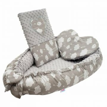 Set 3 piese New Baby Luxury Baby Nest cu doua fete cu paturica si pernuta in forma de inima Minky Heart Cloud