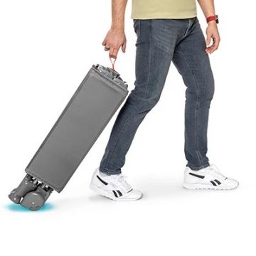 Patut de calatorie pentru copii, Kidnort Ihalig Light Gray cu geanta de transport, salteluta, usa cu fermoar si roti cu posibilitatea de blocare, dimensiune desfacut 128 x 68 x 78.5 cm