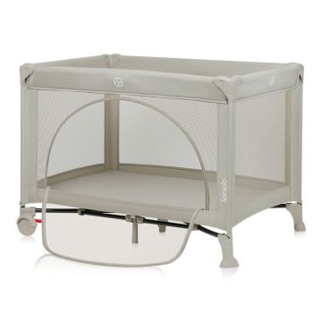 Patut pliabil, Lionelo, Laura, 102 x 74 cm, Cu doua nivele, Functie de tarc, Cu roti, Include salteluta si geanta de transport, Pereti din plasa, Deschidere laterala, Pana la 15 kg, 0 luni +, Bej