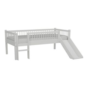 Pat pentru copii alb înalt din lemn de stejar cu tobogan cu somieră 90x200 cm Forrest – Vipack