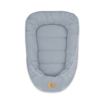 Cosulet bebelus, Qmini, Pentru dormit, Baby Nest 55 x 75 cm, Husa 100% muselina dubla, Material certificat Oeko Tex Standard 100, Jeans