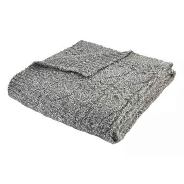 Pătură gri tricotată 150x200 cm Cable Knit – Bianca