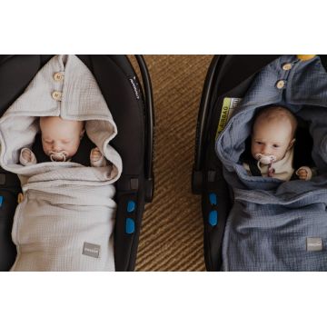 Paturica universala pentru scoica auto bumbacmuselina Gri light Sleepee 1.5 Tog