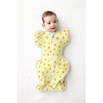 Sac de dormit pentru infasat Love to Dream Swaddle Up Lite Yellow 2.2-3.8 kg
