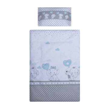 Lenjerie din bumbac cu 5 piese pentru saltea 120x60 cm Beberoyal Love Elephants Blue ambalata intr-o gentuta de transport