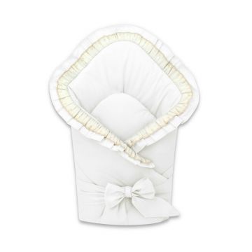 Paturica de infasat, MimiNu, Cu volanase si dantela, Cu multiple utilizari, Cu inchidere cu panglica, Dimensiune 75x75 cm, Din bumbac certificat Oeko Tex Standard 100, White