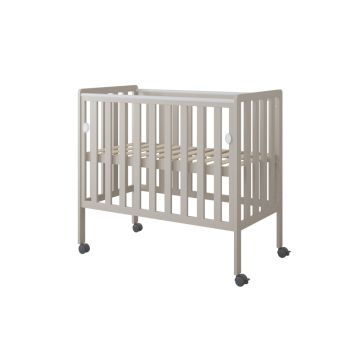 Patut din lemn Nichiduta Bambi Cashmere 100x50 cm cu laterala culisanta,roti cu blocare,margine din silicon pentru protectie dintisori,design modern,margini rotunjite,3 nivele de reglare somiera,vopsele si materiale sigure