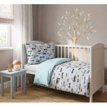 Set lenjerie 2 piese pentru patut copii Kerstin Bunny drivers, husa pilota 120x90 si fata perna 40x60 cm, design versatil cu doua fete, tesatura moale, inchidere cu fermoar