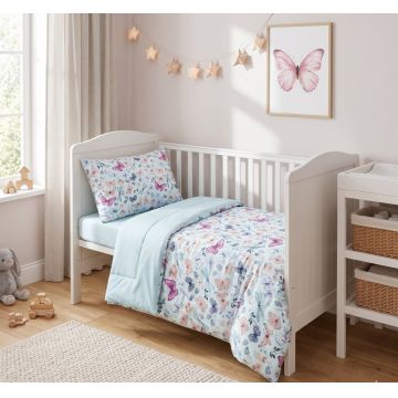 Set lenjerie 2 piese pentru patut copii Kerstin Fluturasi, husa pilota 120x90 si fata perna 40x60 cm, design versatil cu doua fete, tesatura moale, inchidere cu fermoar